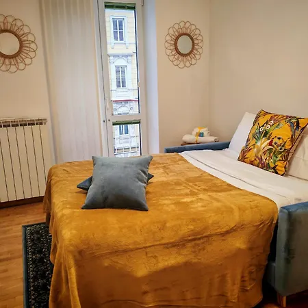 Jonathan Luxury Per 10 Apartment