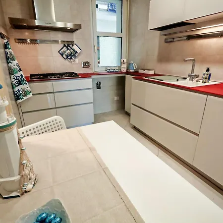 Apartment Jonathan Luxury Per 10 Trieste